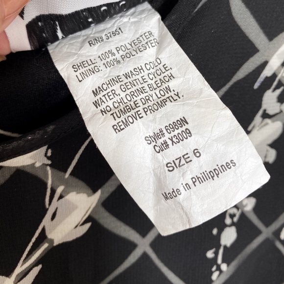 EnFocus Studio Double Layered Floral Maxi Dress - Picture 6 of 6